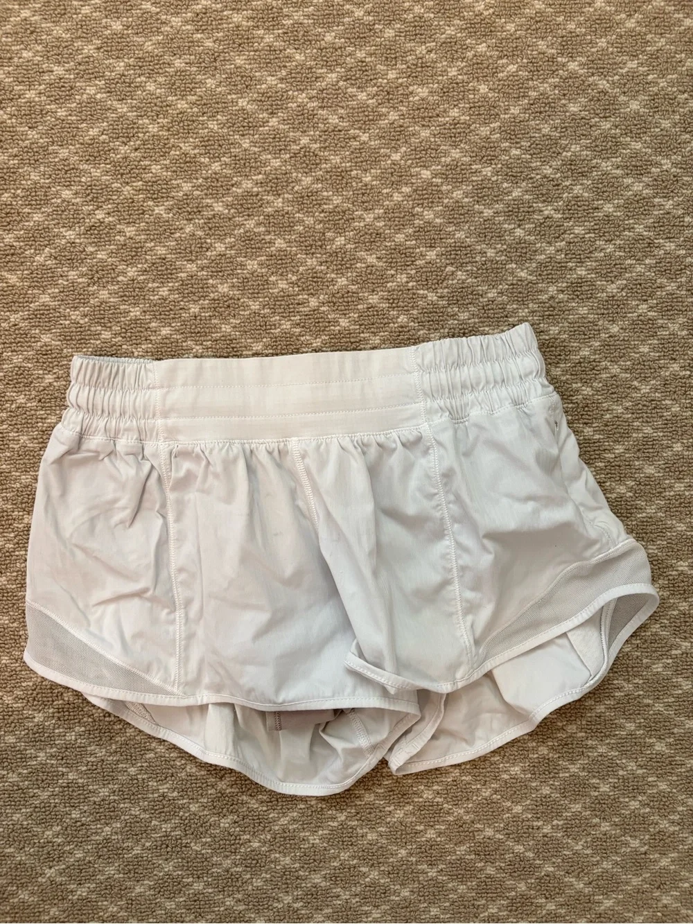 Lululemon Hotty Hot shorts 2.5’’ size 2 pack of 3 - Picture 4 of 7